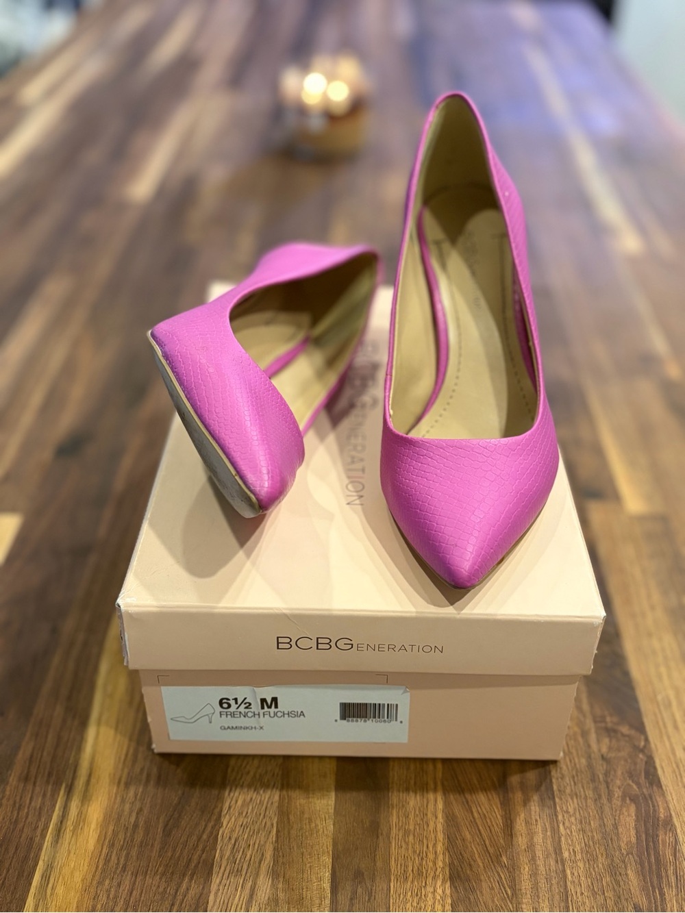 BCBGeneration Pointed Toe Flats in Fuchsia